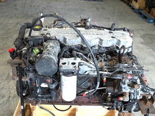 USED CUMMINS ENGINE 5.9L ISB300 REAR DRIVE YEAR 2002 FOR SALE