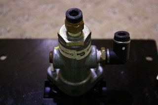 USED SUSPENSION AIR VALVE 228729 FOR SALE