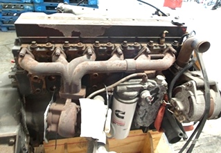 CUMMINS DIESEL ENGINE | CUMMINS 8.3L 350HP 2002 FOR SALE - LOW MILES 